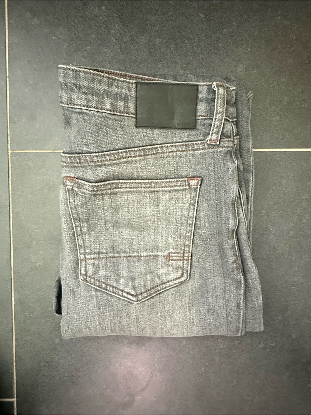 Bulk Jeans Bundle - 10 Pairs, All Different Sizes - Picture 5 of 13